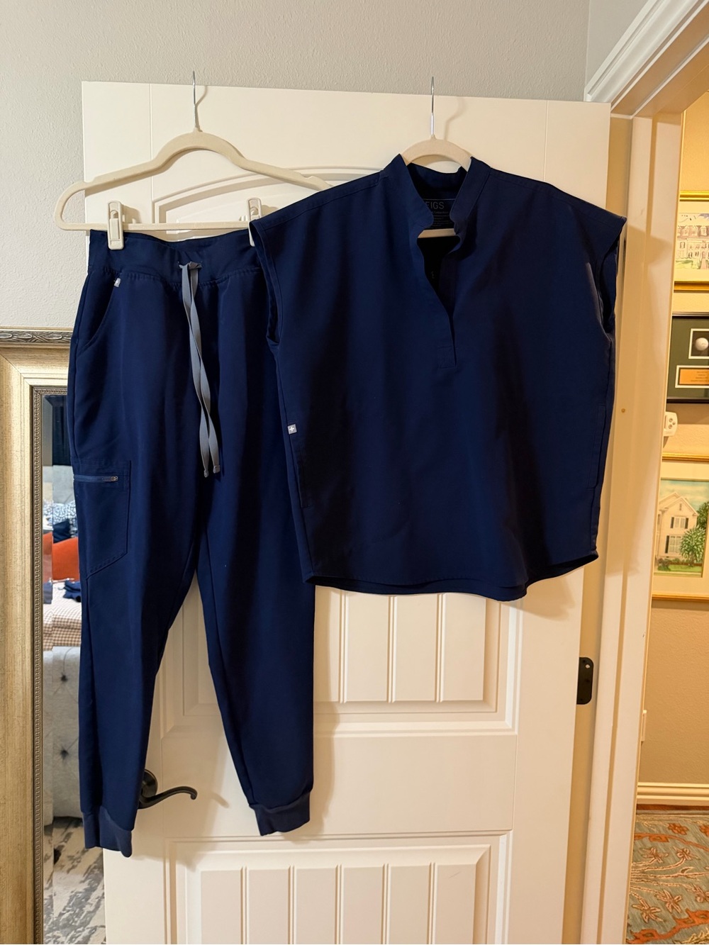 FIGS Navy Rafaela S + Original Zamora Jogger XS Scrub Set